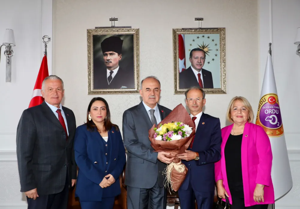 VALİ EROL