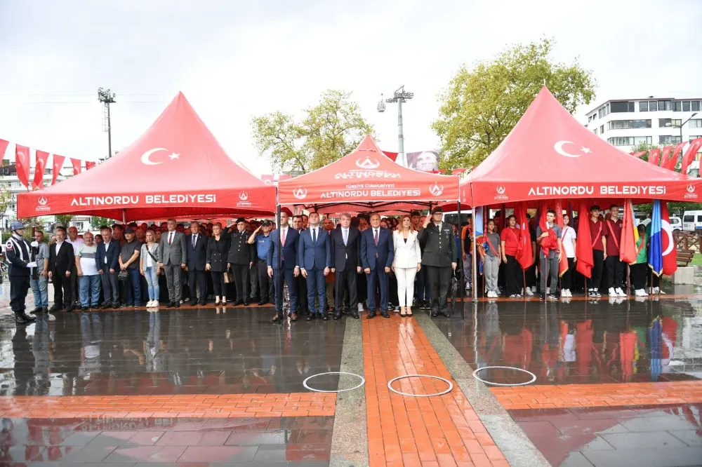   “ATAMIZ, KENTİMİZDE İLKLERE İMZA ATMIŞTIR”