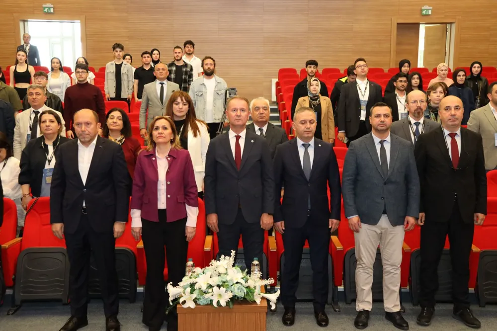 TÜRKÇE İÇİN KURUMSALLAŞMA VURGUSU: 55 ÜLKEDE 227 MERKEZDE ÖĞRETİM